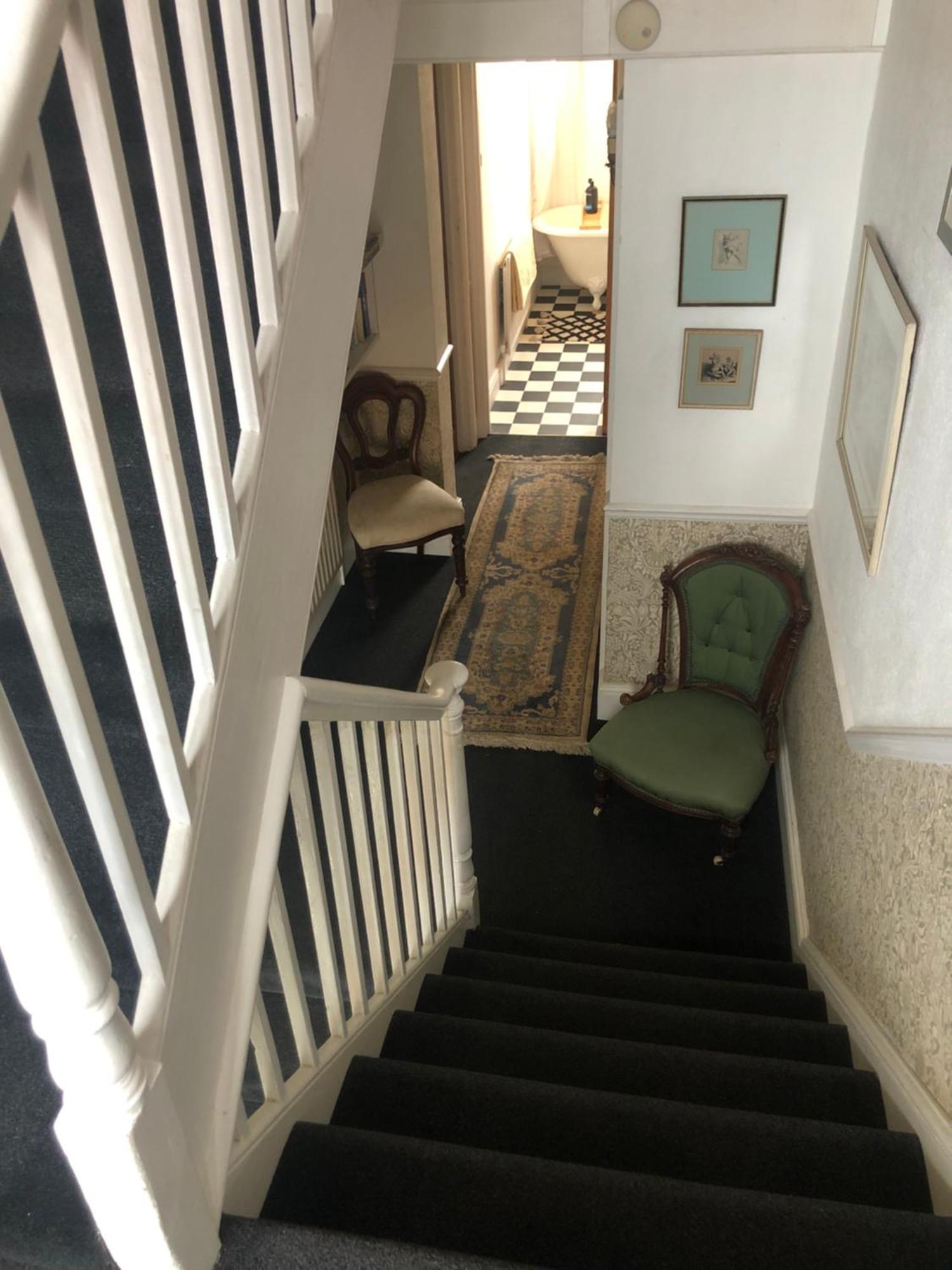Lovely In Period Townhouse Homestay